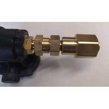 Skumlanse med 2 ltr. beholder Kärcher easylock - passer til grå Kärcher pistol ø 2,1 dyse 14-30 l/min Skumlanse med 2 ltr. beholder Kärcher easylock - passer til grå Kärcher pistol ø 2,1 dyse 14-30 l/min